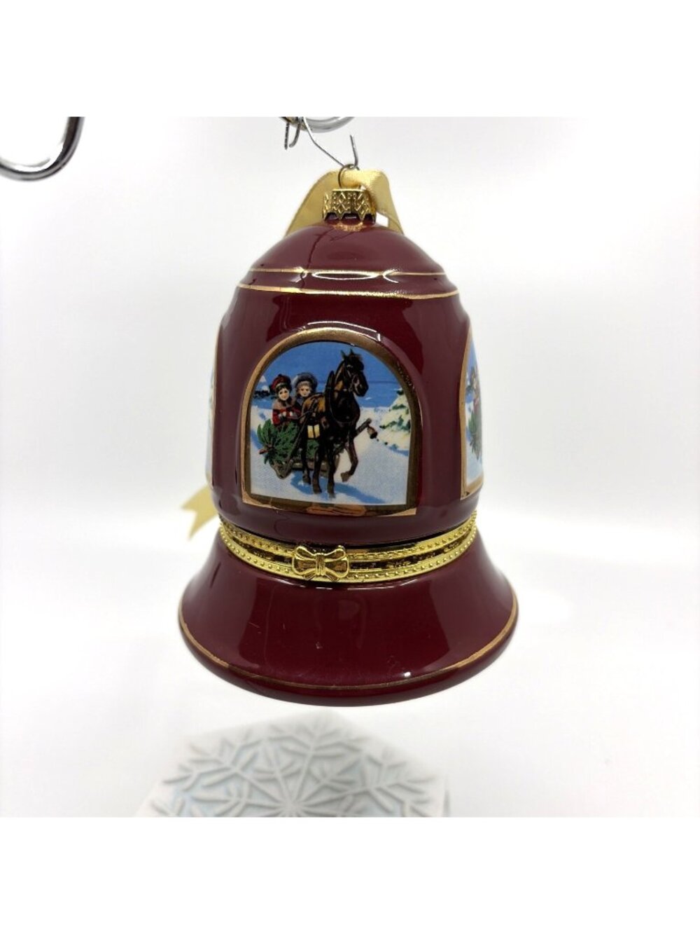 Mr Christmas Valerie Parr Hill Musical Porcelain Bell Ornament Trinket Box 2010